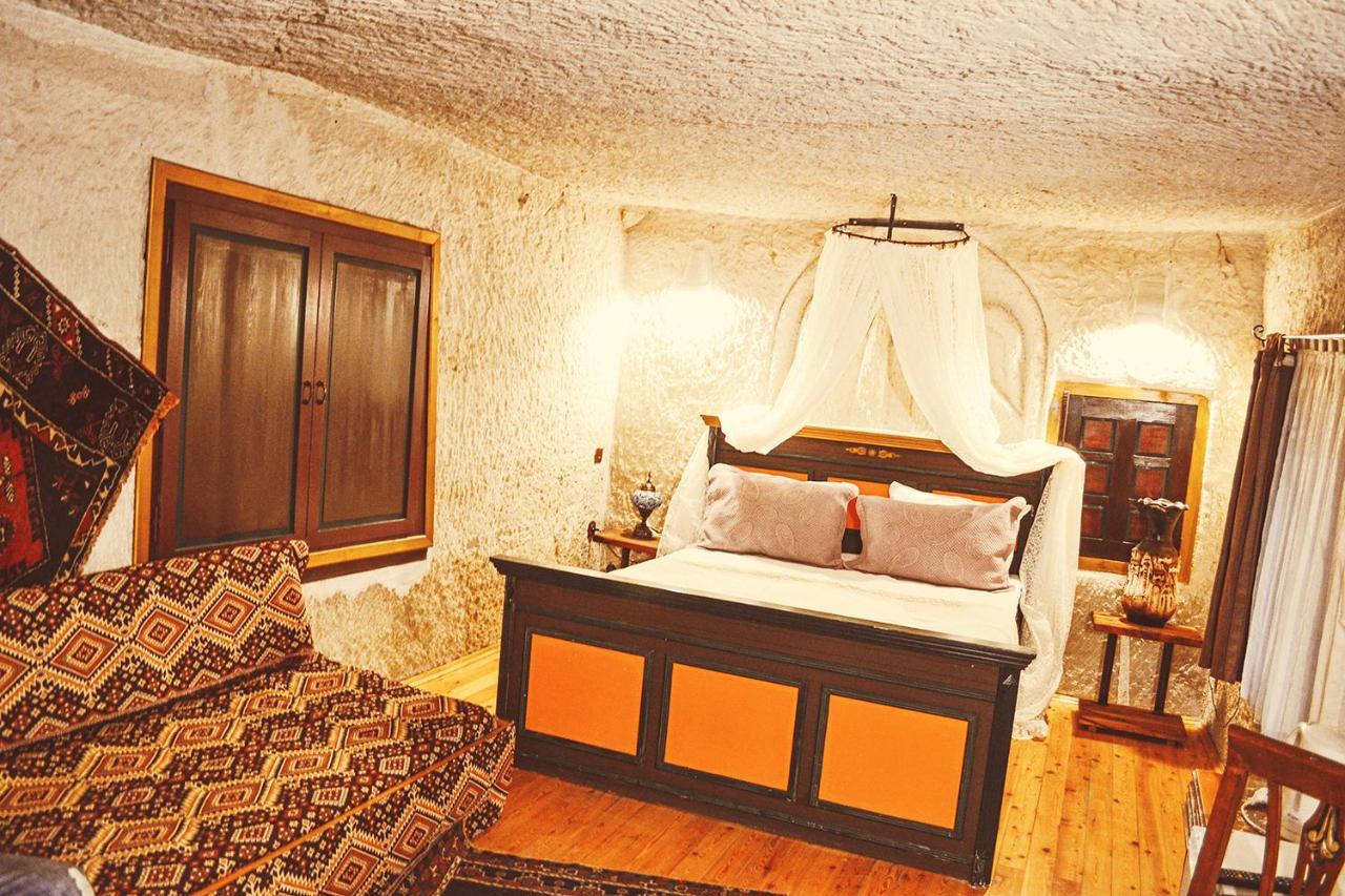 Bed and Breakfast Emily Cave House Göreme Exterior foto