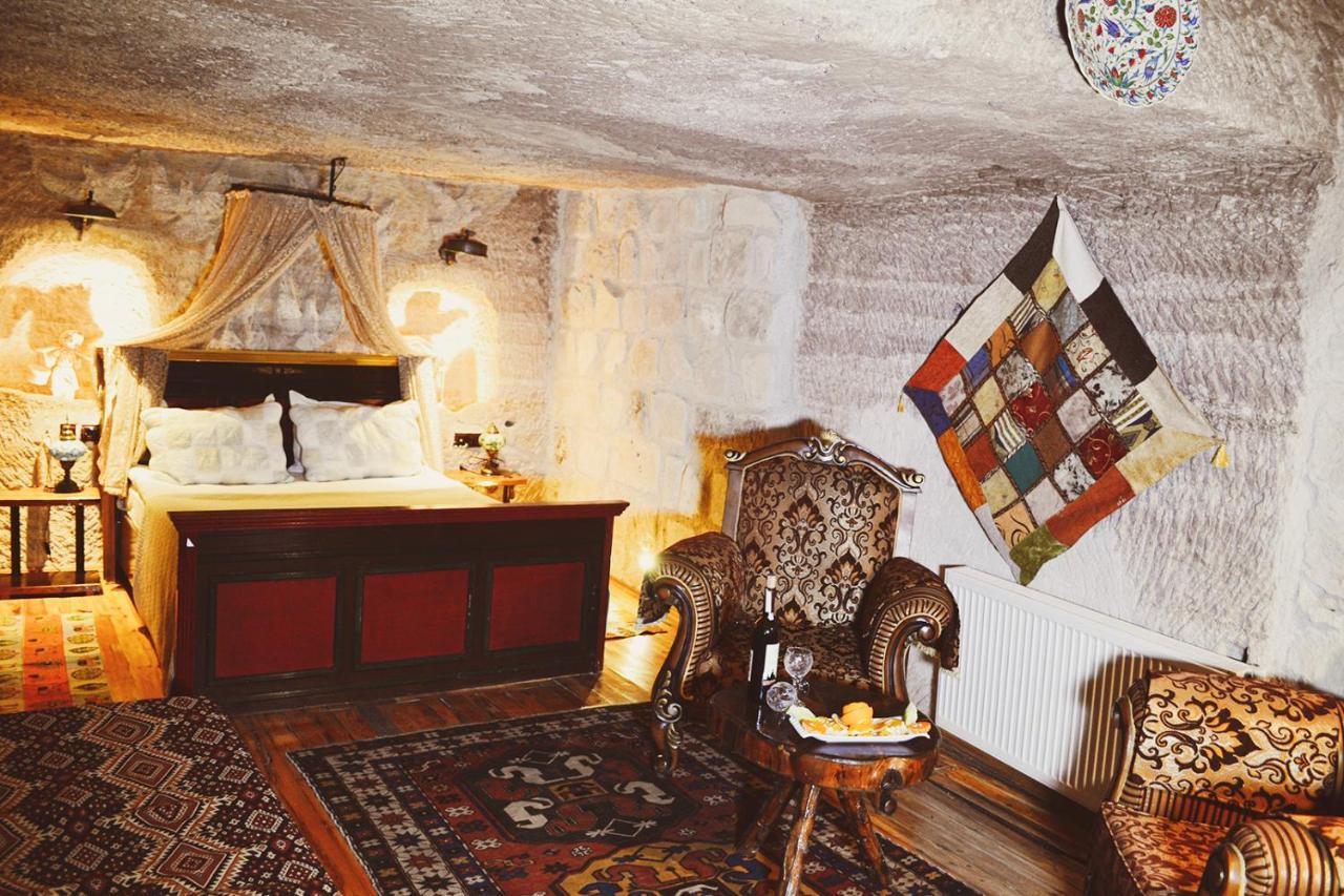 Bed and Breakfast Emily Cave House Göreme Exterior foto