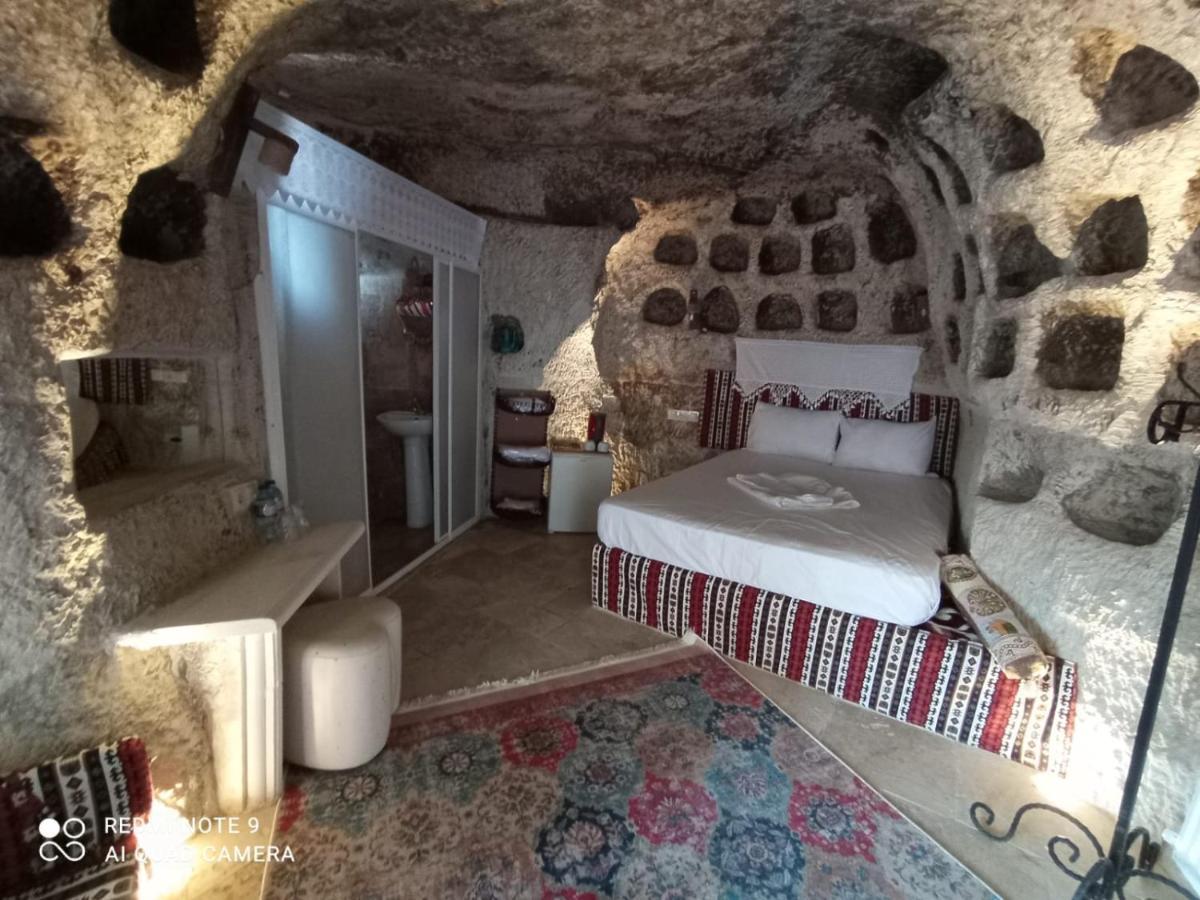 Bed and Breakfast Emily Cave House Göreme Exterior foto