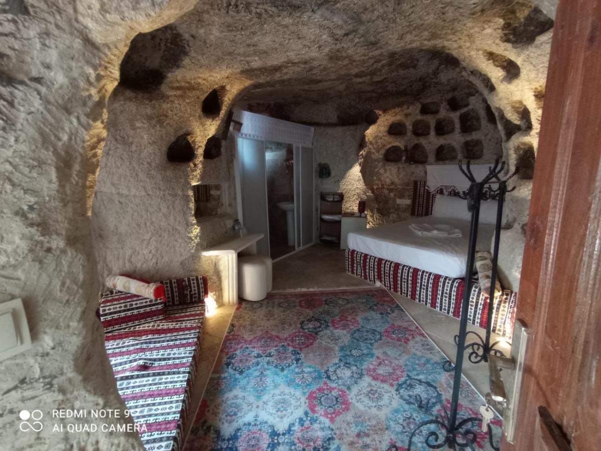Bed and Breakfast Emily Cave House Göreme Exterior foto