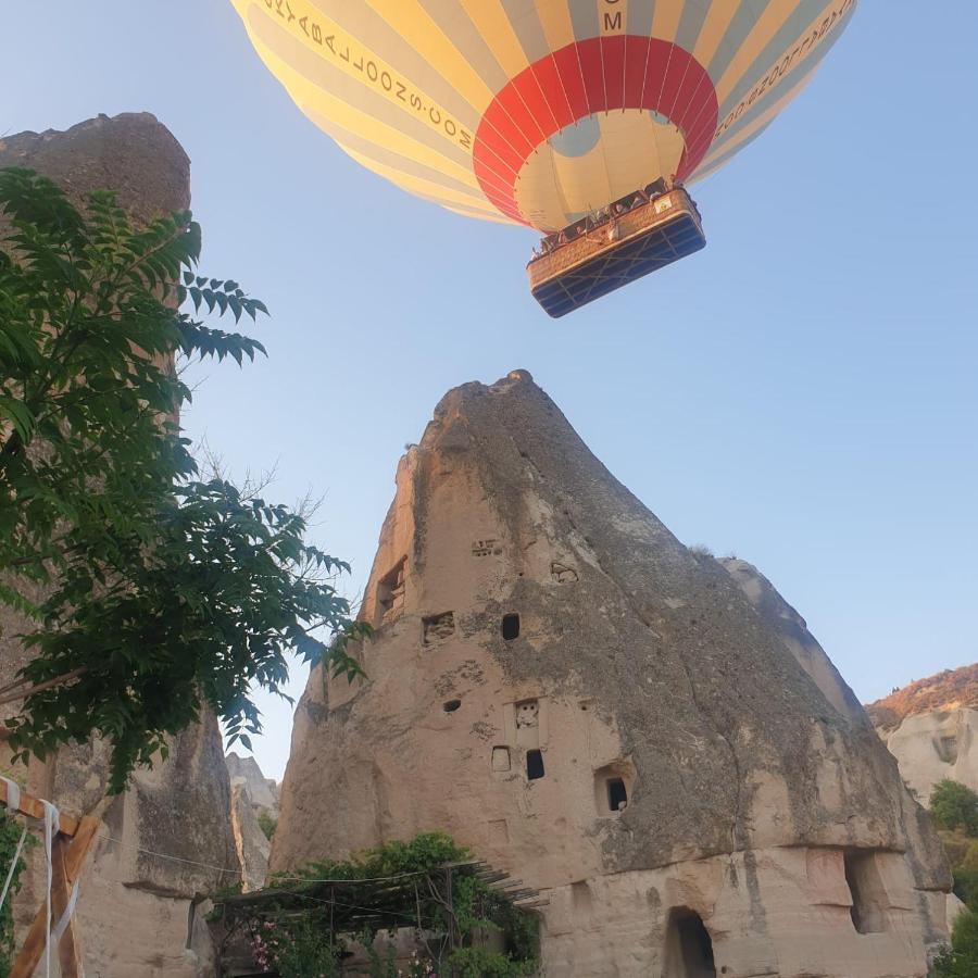 Bed and Breakfast Emily Cave House Göreme Exterior foto